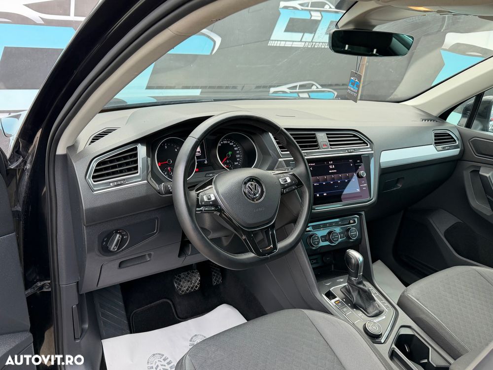 Volkswagen Tiguan 2.0 TDI SCR 4MOTION DSG R-Line - 11