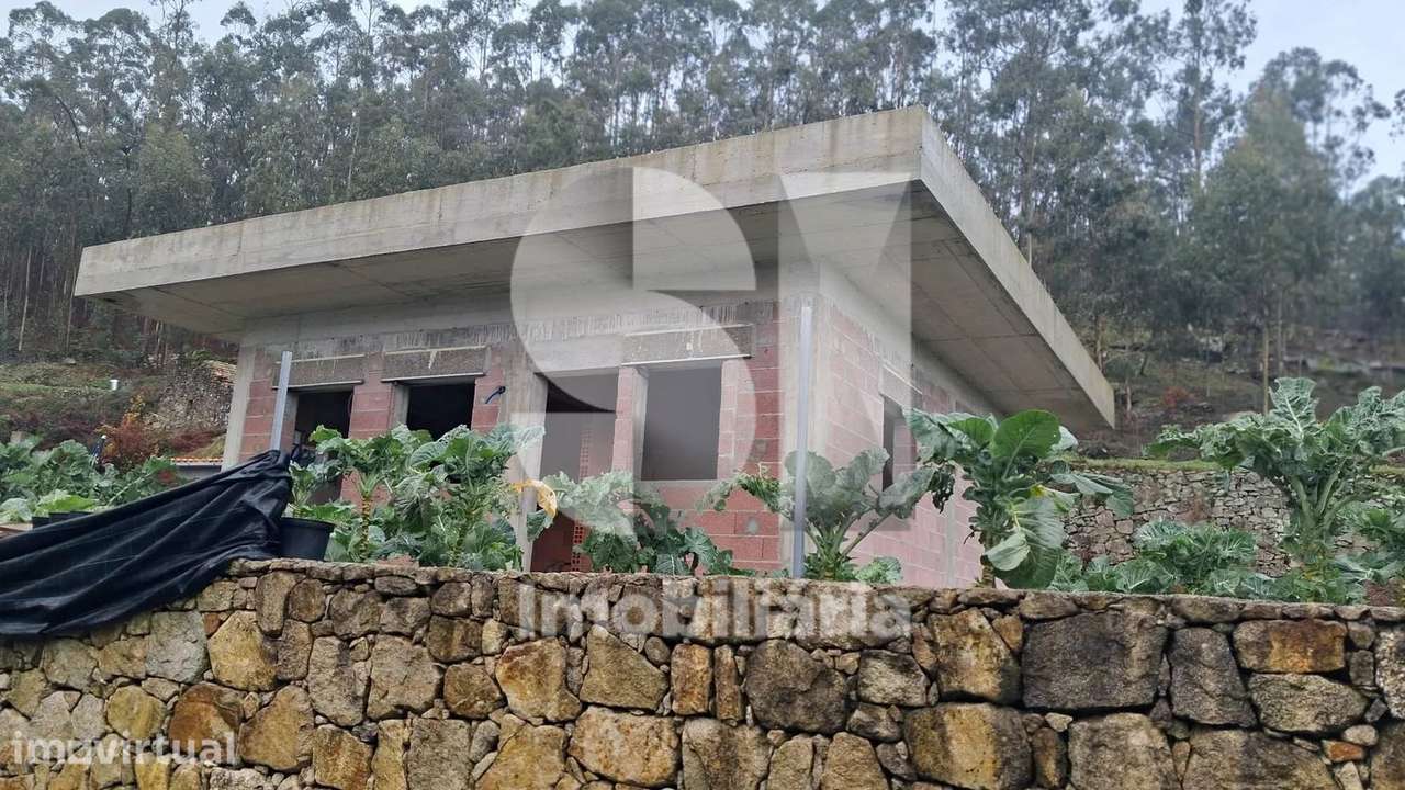 T1, em Construção, Escariz - Grande imagem: 3/20