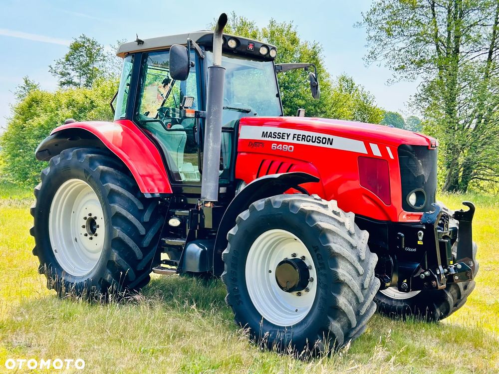 Massey Ferguson - 2