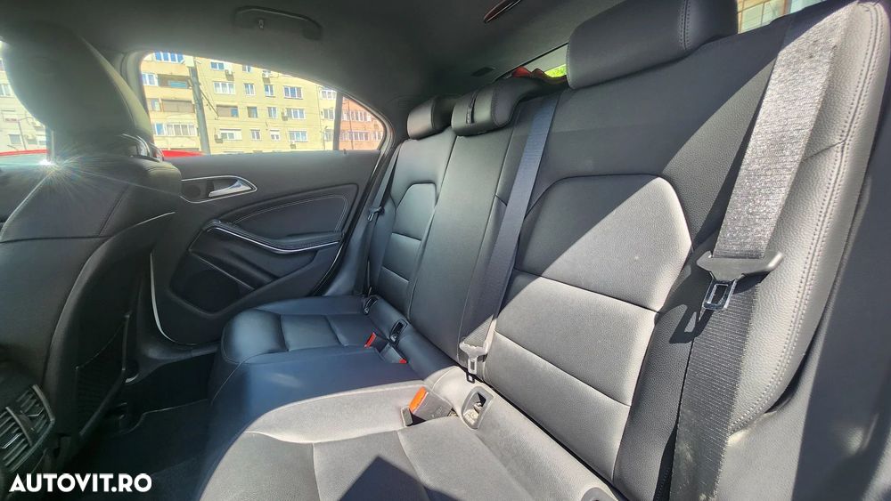 Mercedes-Benz A 220 - 20