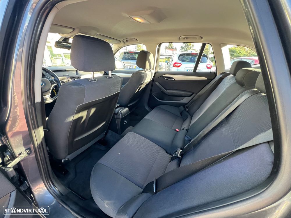 BMW X1 18 d sDrive Auto - 10