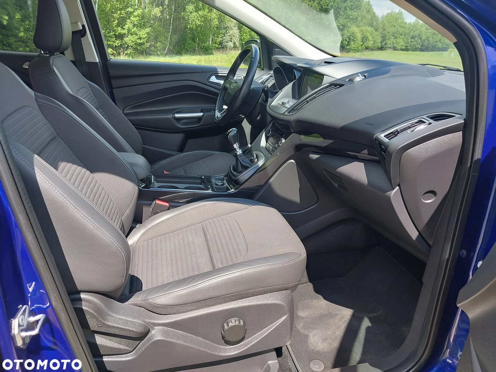 Ford Kuga - 26
