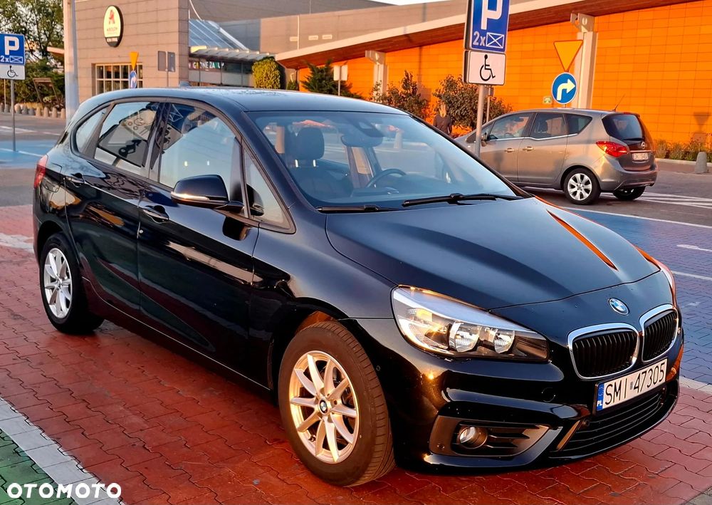 BMW Seria 2 218d - 1