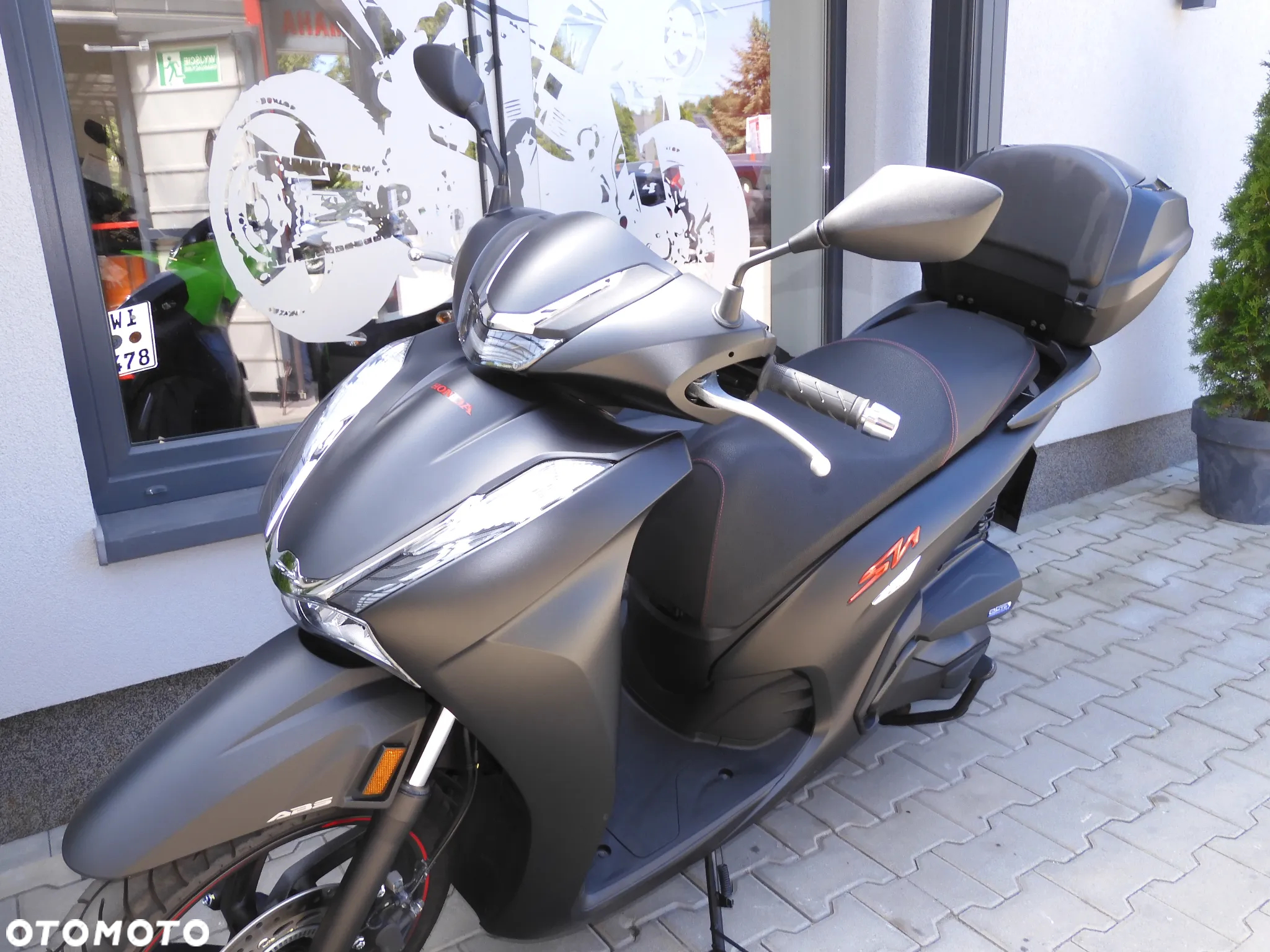 Honda SH - 16