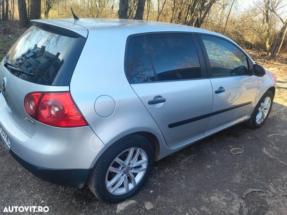 Volkswagen Golf 1.9 TDI Comfortline - 4