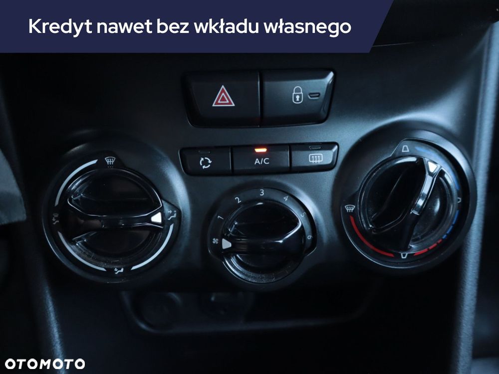 Peugeot 208 - 15