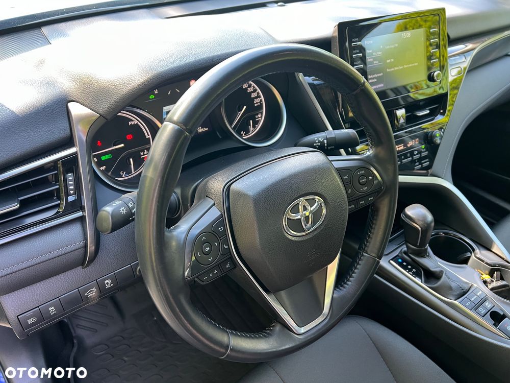 Toyota Camry 2.5 Hybrid Comfort CVT - 18