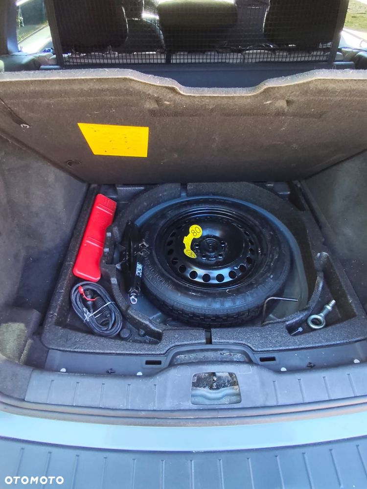 Volvo V50 - 26