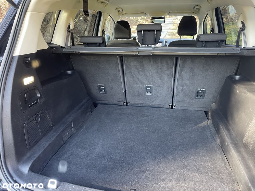 Ford S-Max - 8
