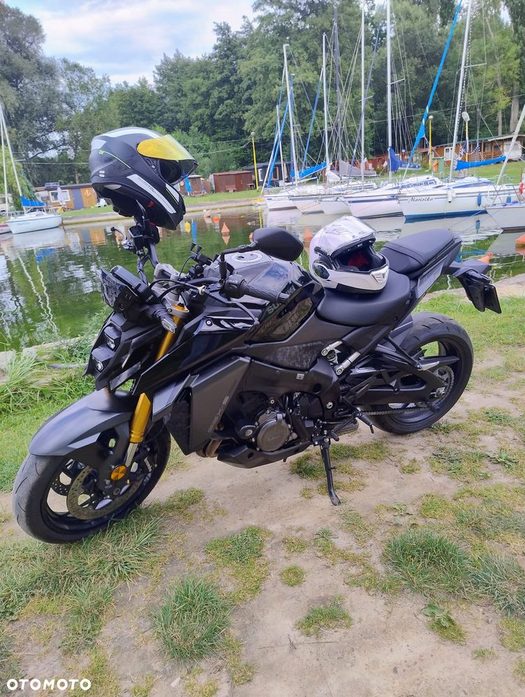 Suzuki GSX 1000 - 1