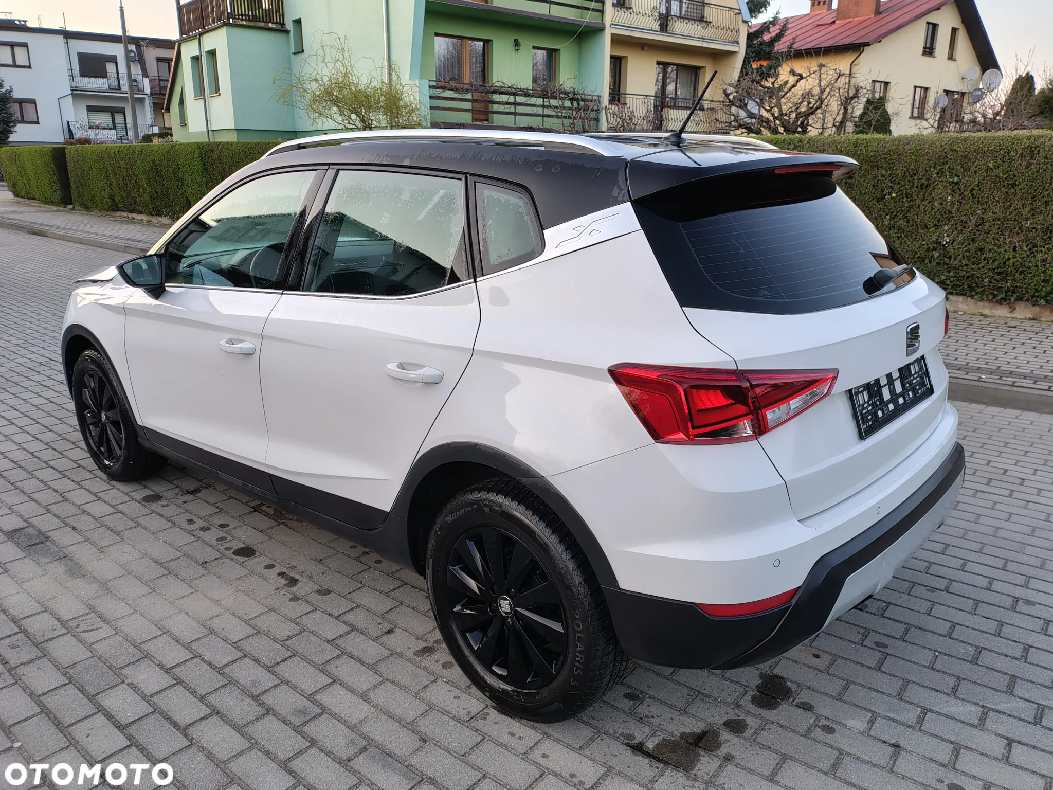 Seat Arona 1.0 TGI Black Edition - 5