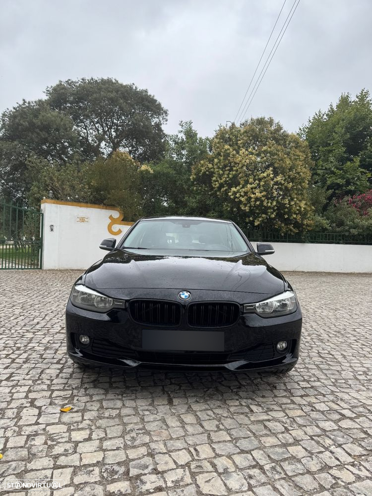 BMW 320 d Touring - 2