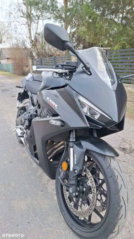 Honda CBR - 25