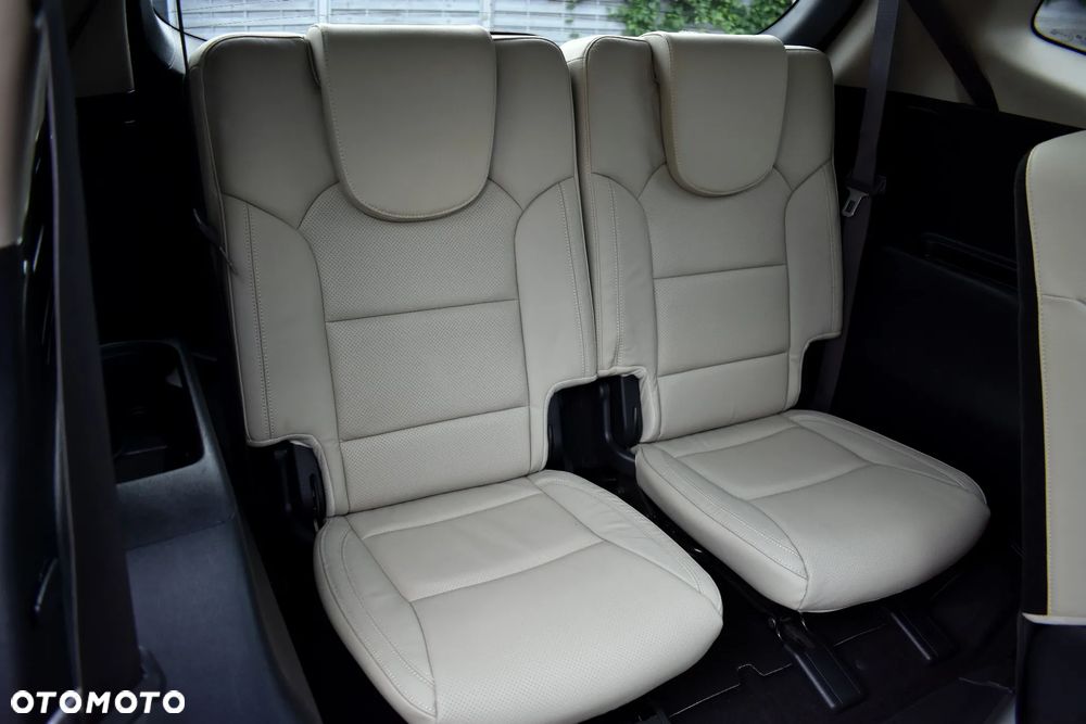 Kia Carens 1.7 CRDi 141 ISG Vision - 39