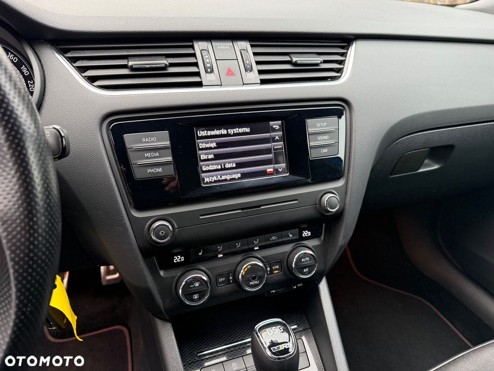 Skoda Octavia 2.0 TDI DSG RS - 37