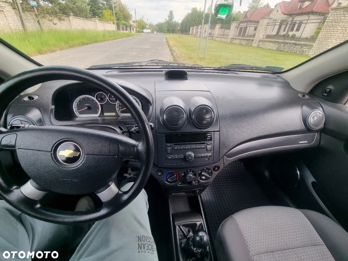 Chevrolet Aveo 1.2 16V LS - 22