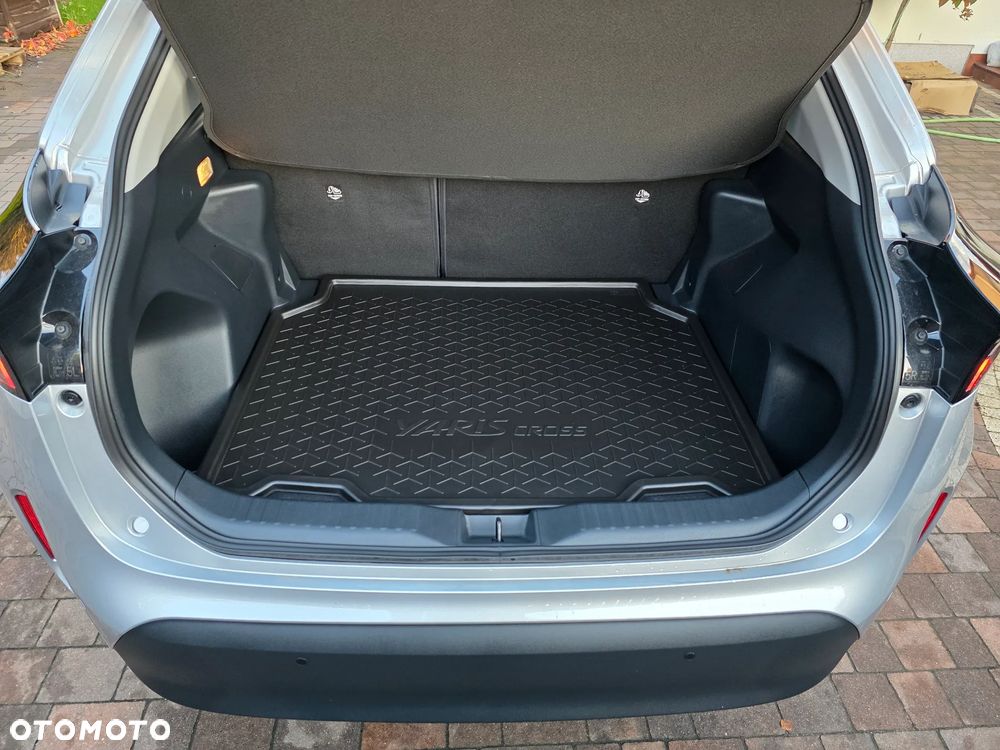 Toyota Yaris Cross Hybrid 1.5 Comfort - 26