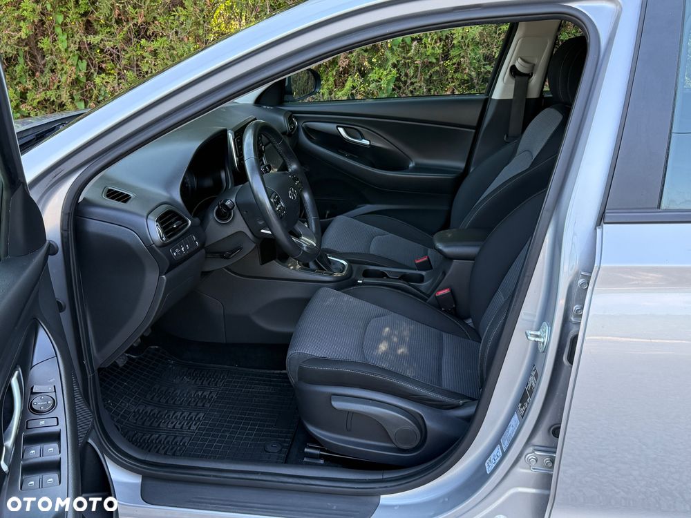 Hyundai i30 1.5 DPI Comfort - 10