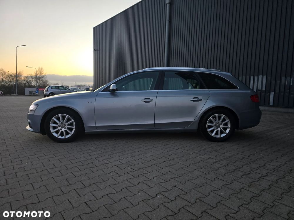 Audi A4 Avant 2.0 TDI DPF - 4
