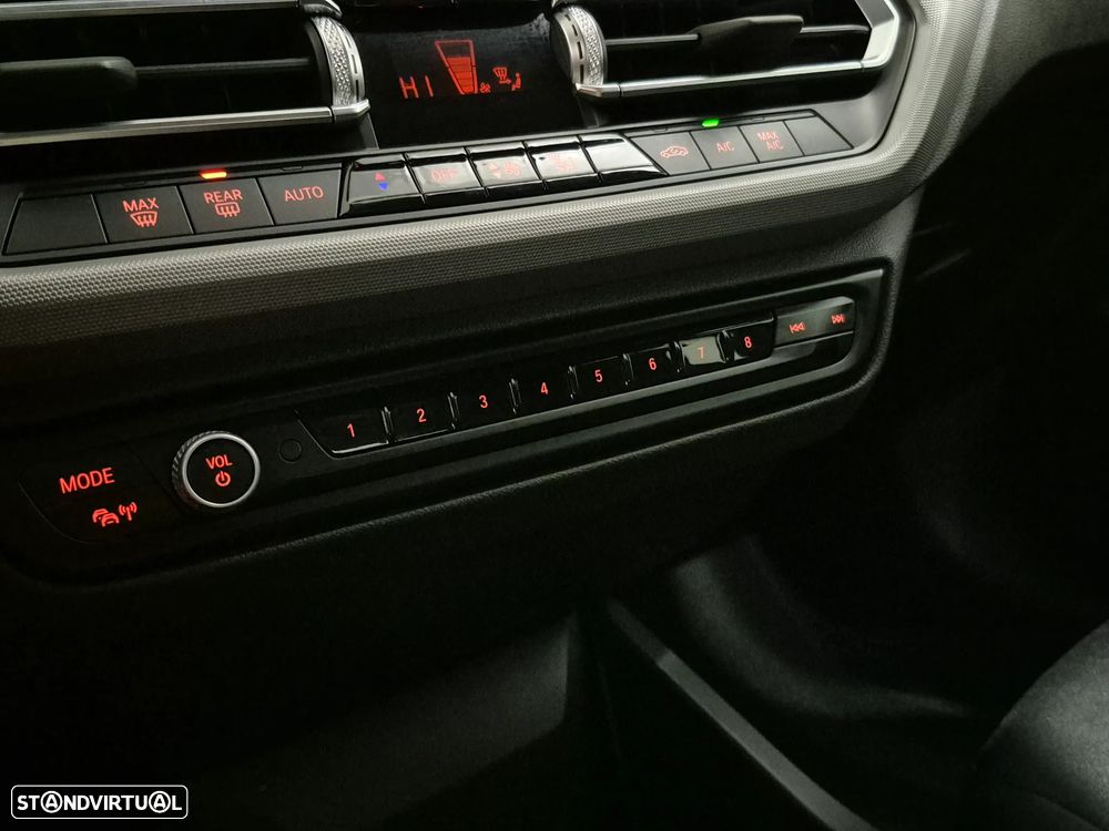 BMW 216 Gran Coupé d Advantage - 25