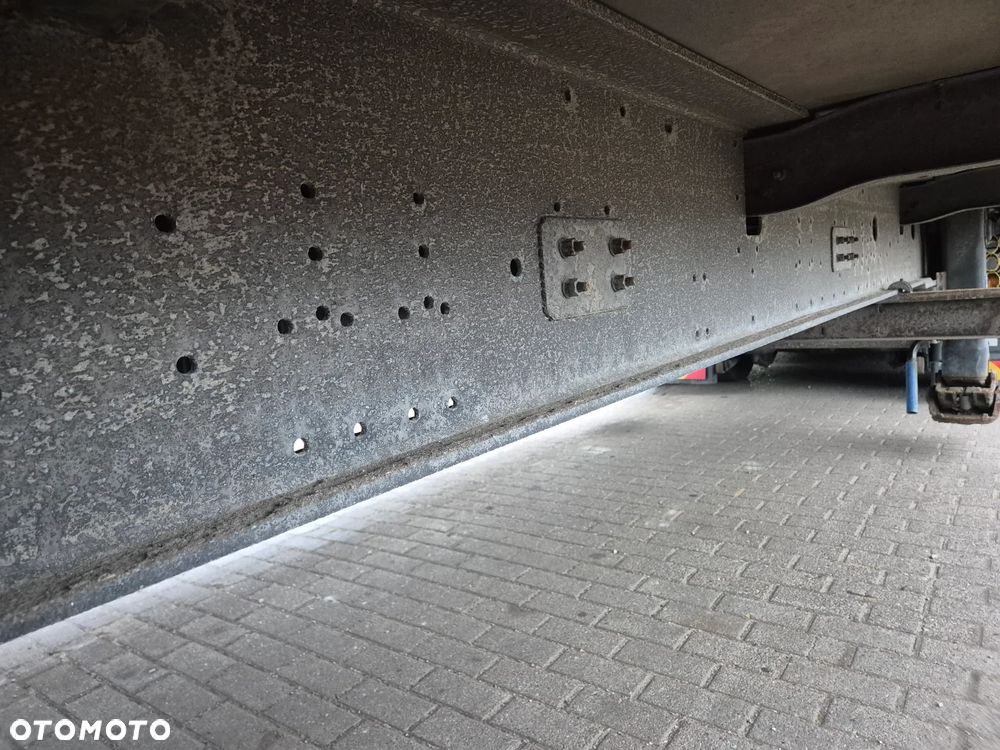 Schmitz Cargobull VARIOS 2016 podnoszony dach z Niemiec  / Ładne opony / nowa plandeka / od pierwszego właściciela / OKAZJA - 9