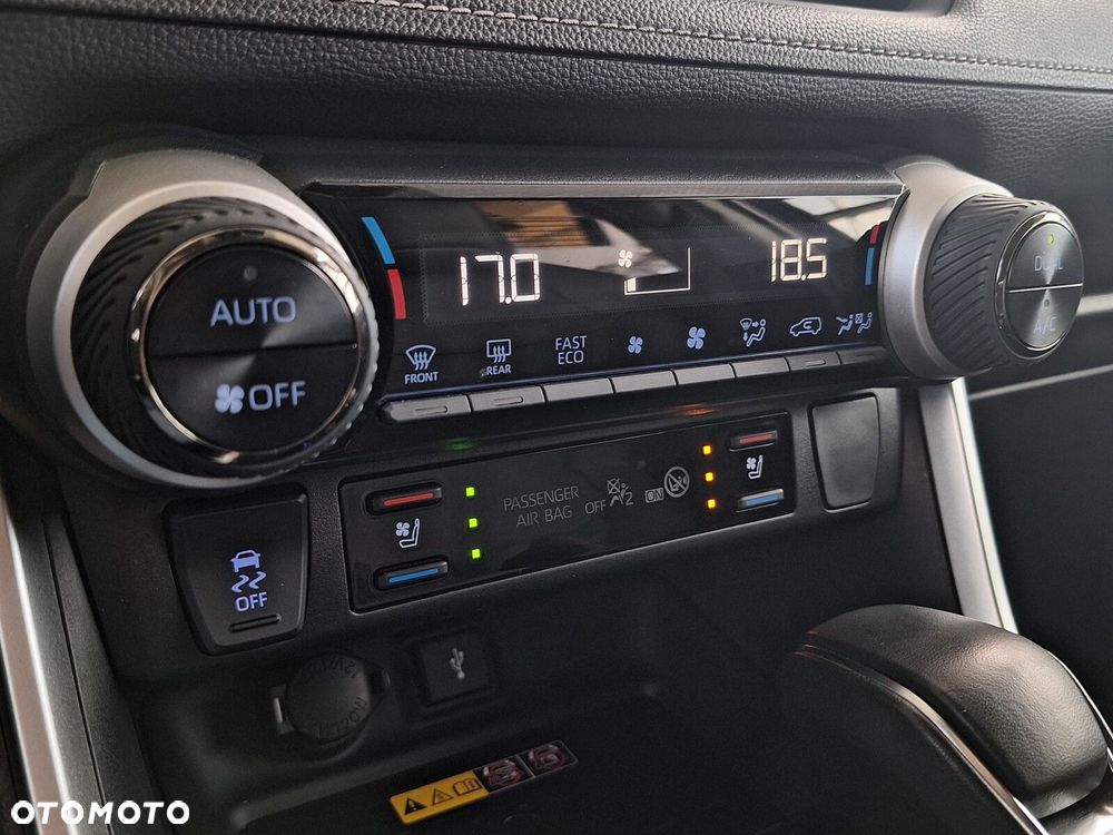 Toyota RAV4 2.5 Hybrid Executive 4x4 - 29