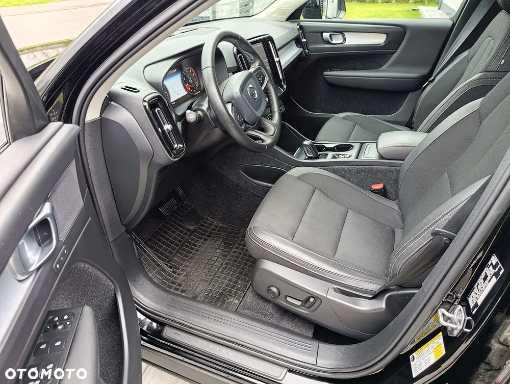 Volvo XC 40 T5 AWD Momentum - 5