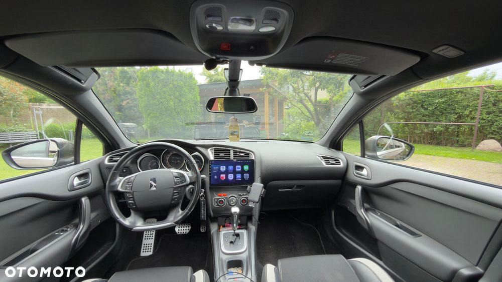 Citroën DS4 HDi 165 SoChic - 6