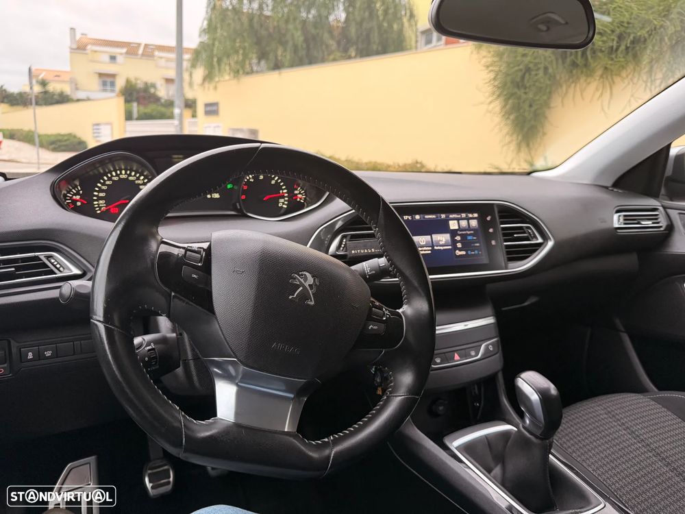 Peugeot 308 1.6 BlueHDi Style J17 - 13