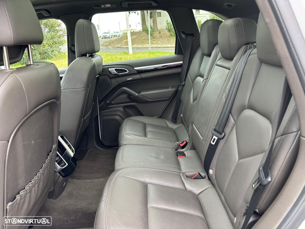Porsche Cayenne S Tiptronic S - 48