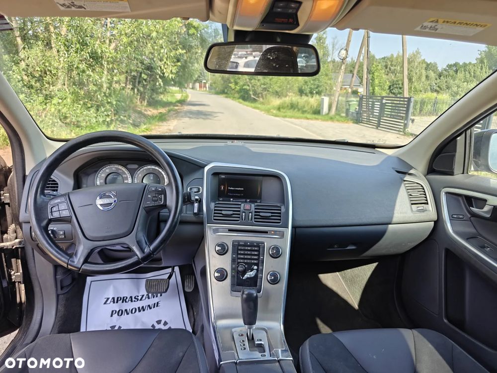 Volvo XC 60 3.2 AWD Momentum - 5