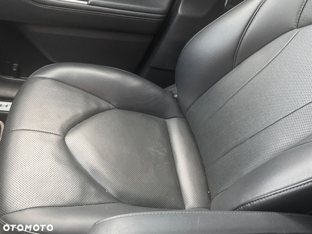 Toyota Highlander 2.5 Hybrid Executive - 33