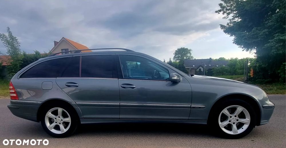 Mercedes-Benz Klasa C 280 T Avantgarde 4-Matic - 6
