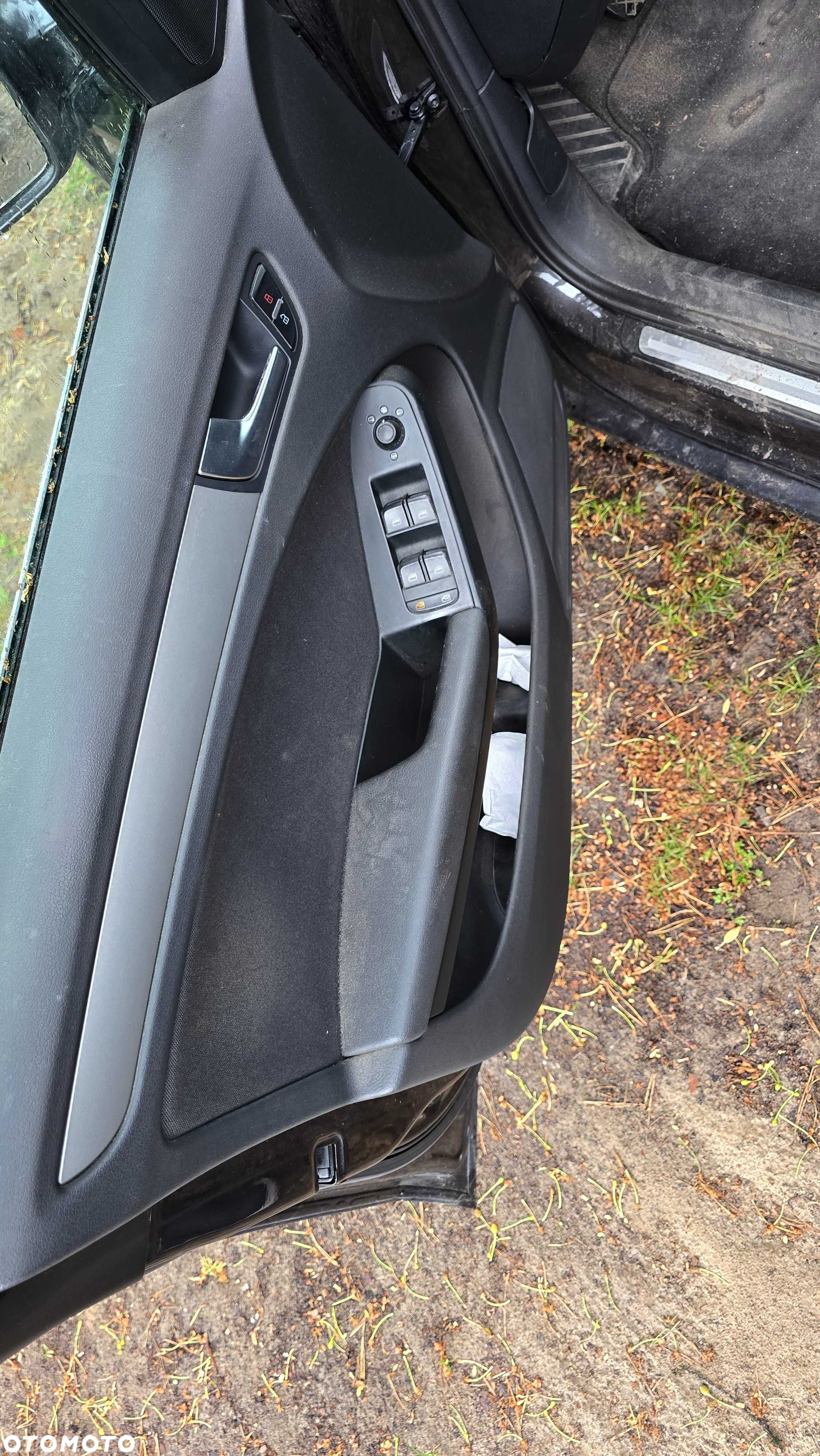 Fotele kanapy Audi A4 B8 kombi - 7