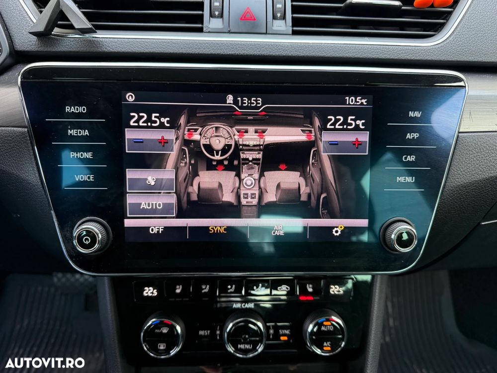 Skoda Superb 2.0 TDI DSG Premium Edition - 35