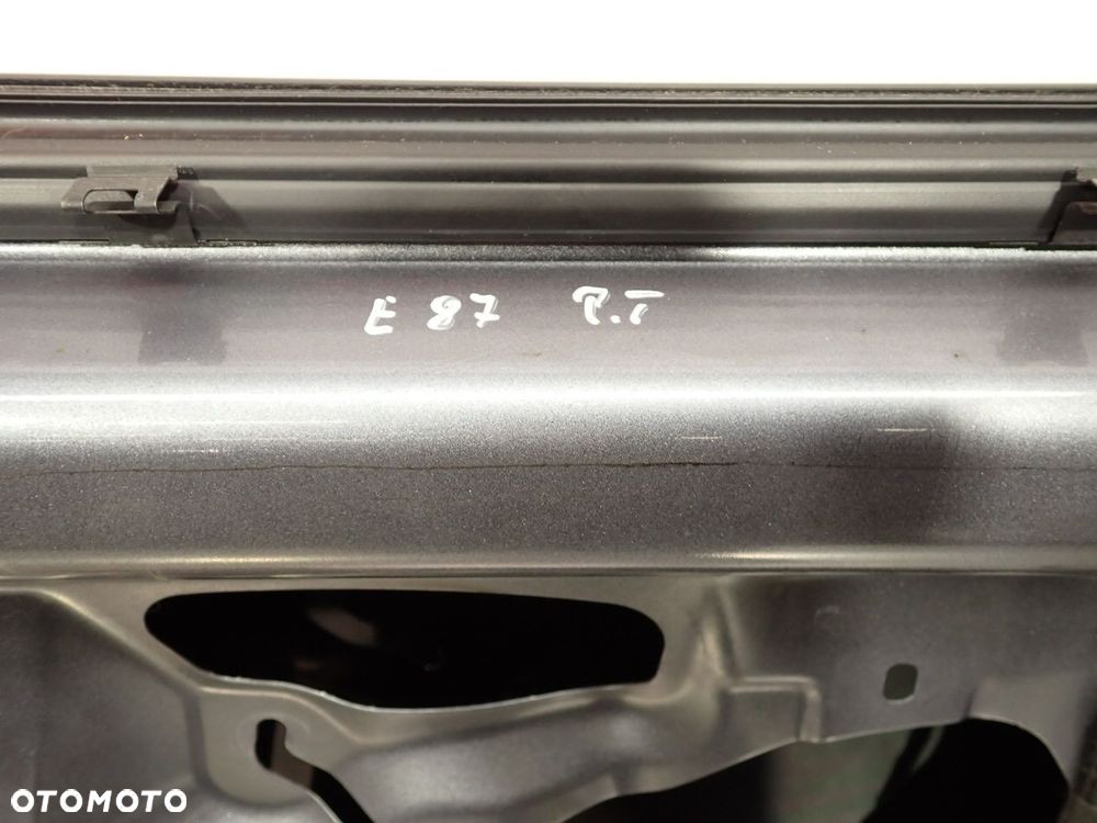 DRZWI PRAWY TYŁ BMW E87 - 15