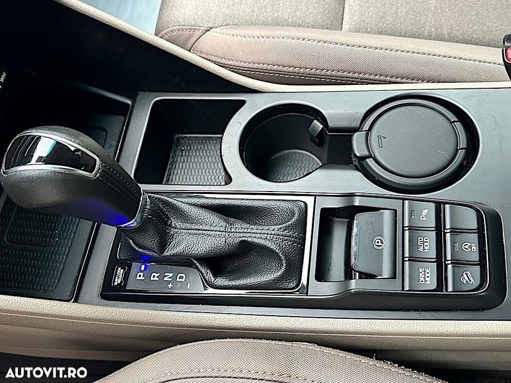 Hyundai Tucson 2.0 CRDI 4WD 8AT Luxury - 12