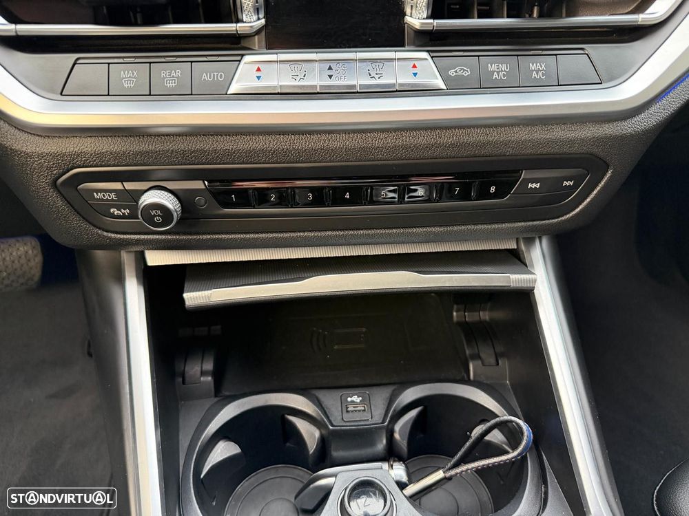 BMW 320 d Line Sport Auto - 24