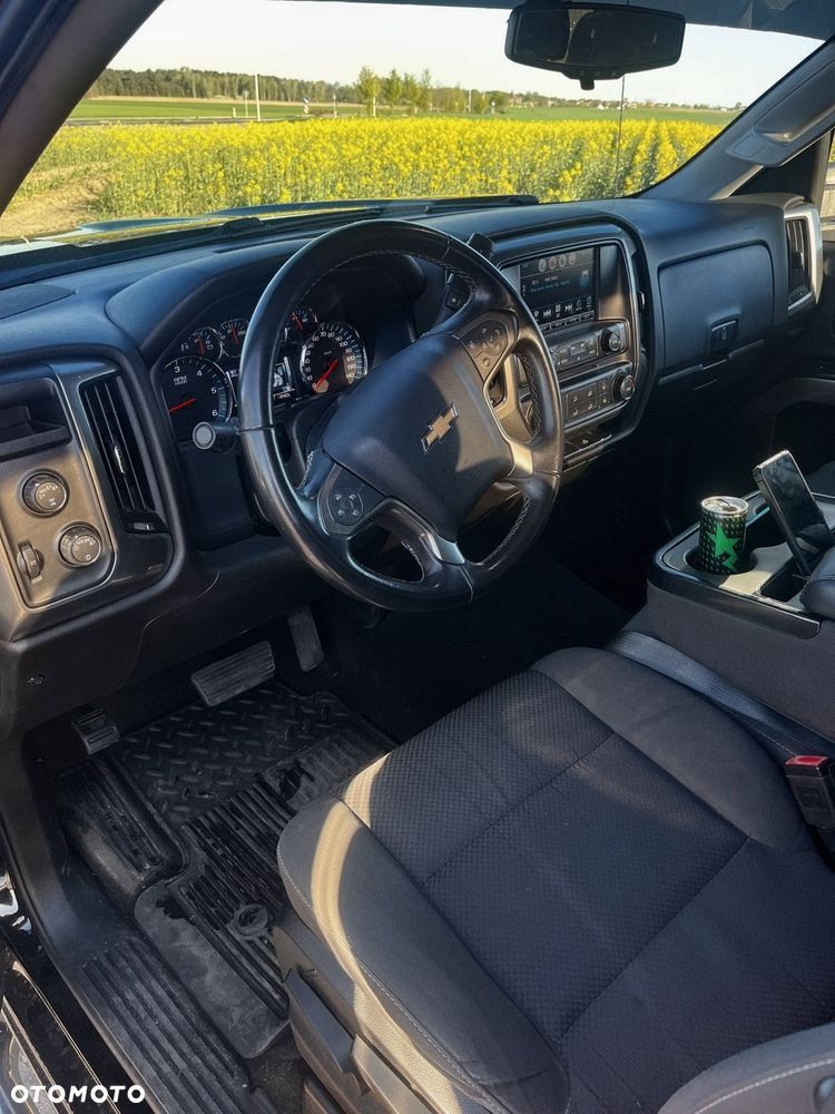 Chevrolet Silverado - 10