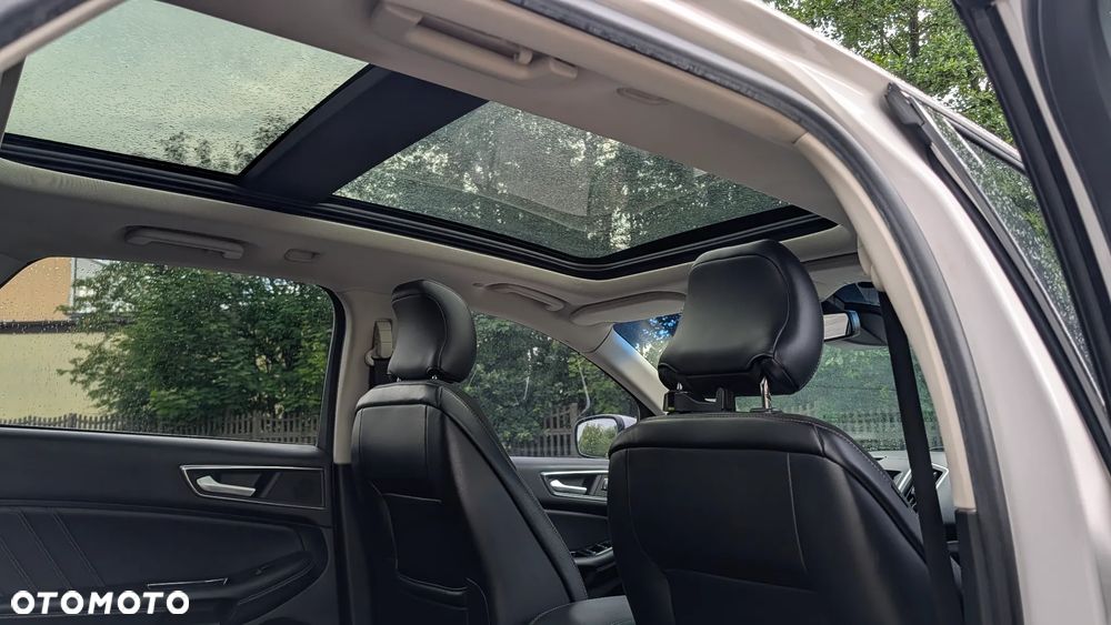Ford Edge 2.0 TDCi Bi-Turbo 4x4 Titanium - 17
