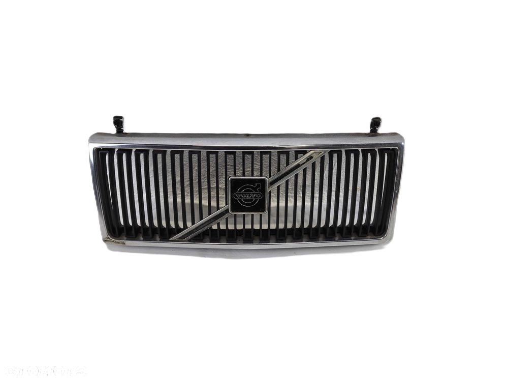 Przód Atrapa Chłodnicy Grill CHROM VOLVO 240 245 Oryginał