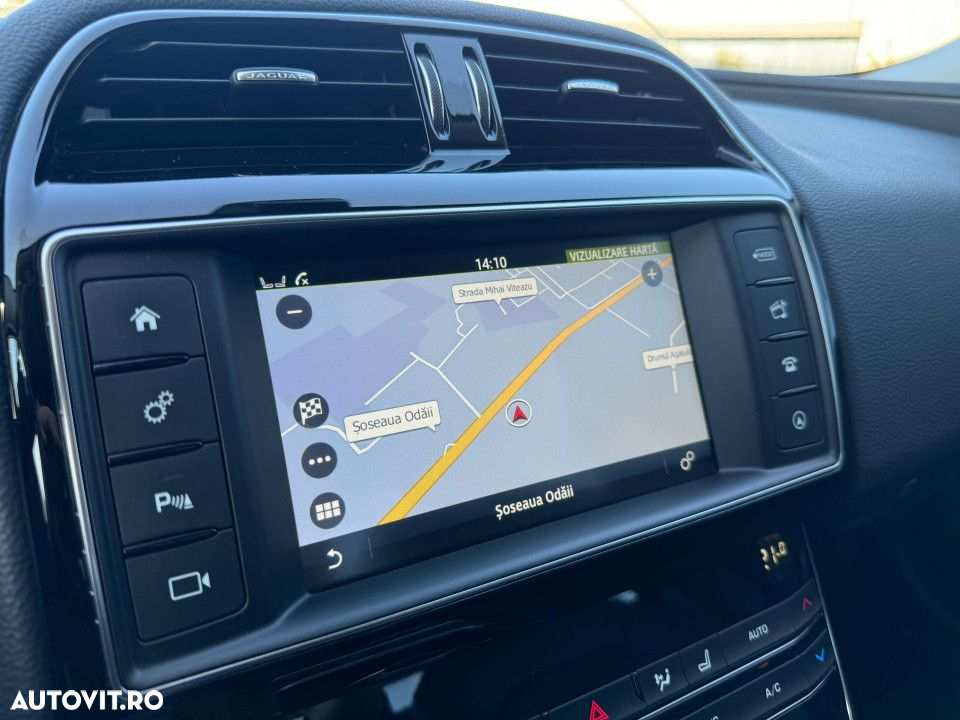Jaguar XE 20d Aut. Prestige - 20