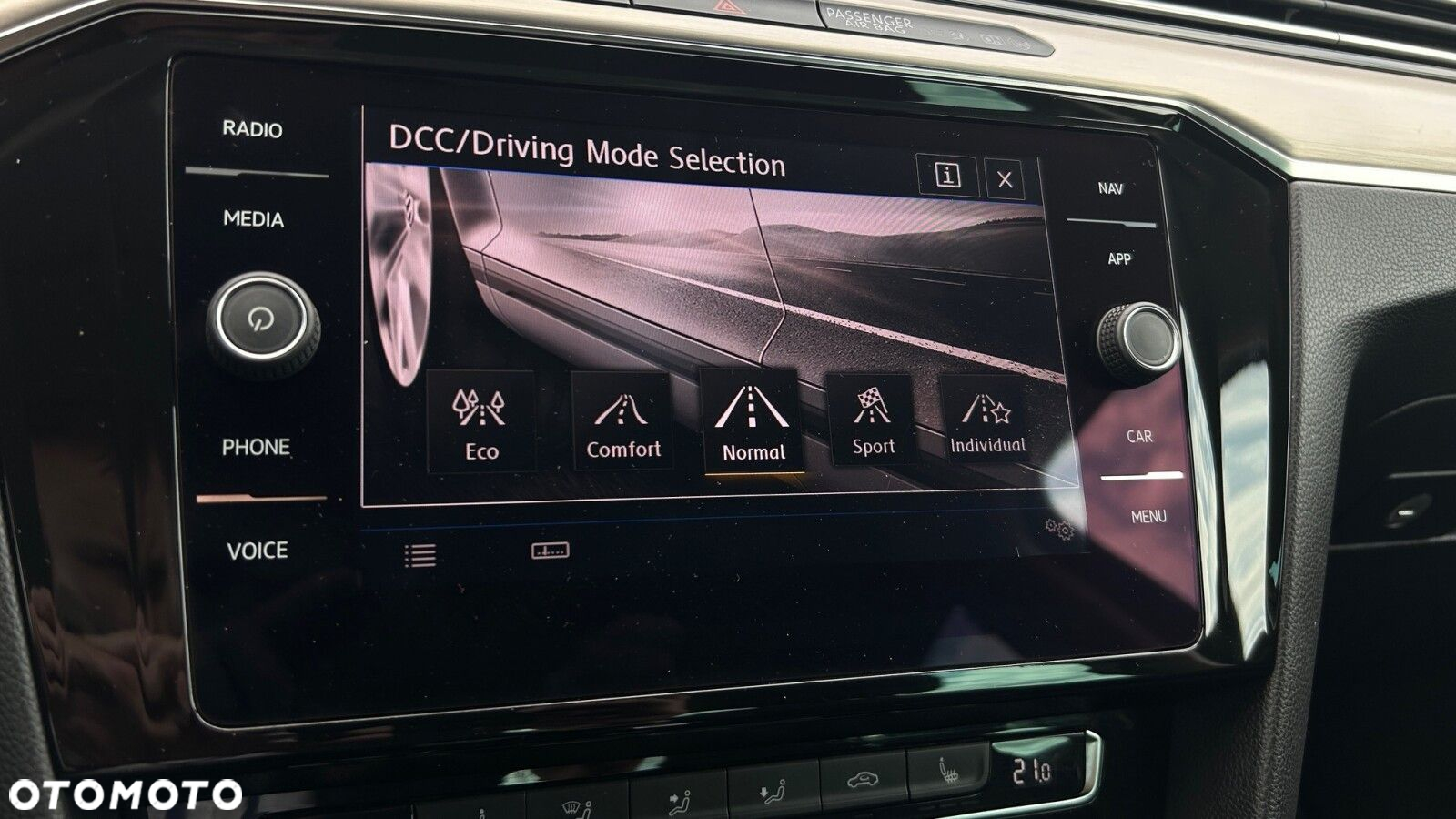 Volkswagen Passat 2.0 TSI BMT 4Mot Highline DSG - 24