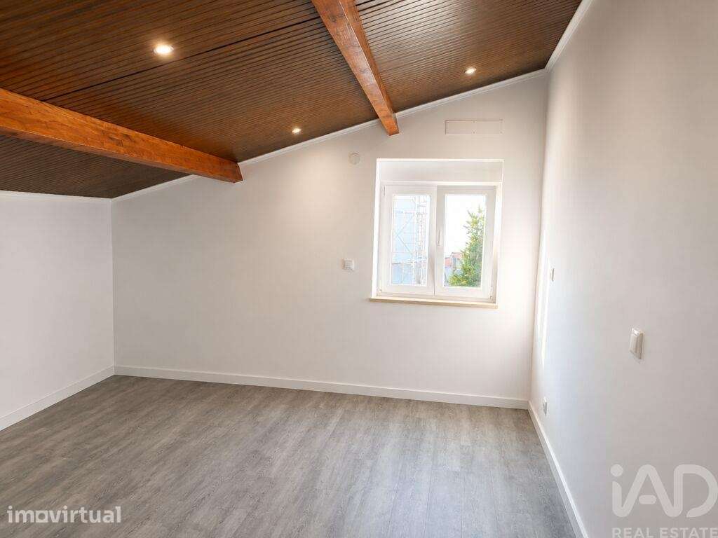Casa / Villa T2 em Vila Nova da Rainha de 58 m2 - Grande imagem: 4/9