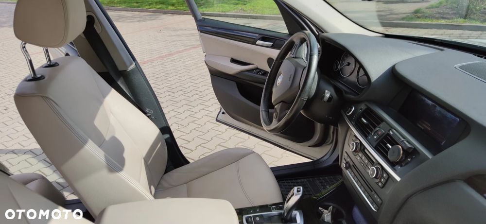 BMW X3 xDrive28i - 10