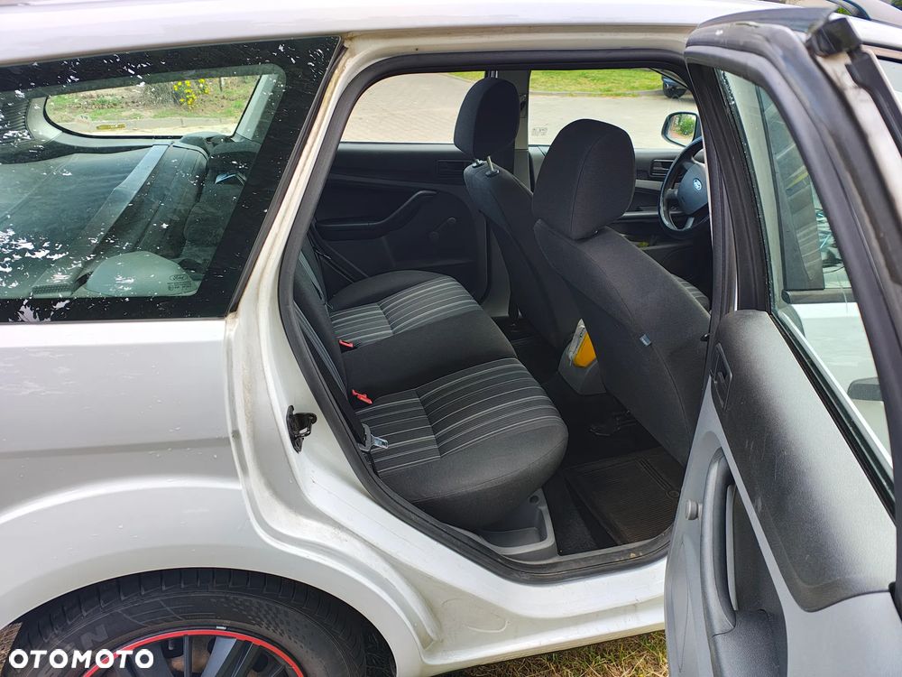 Ford Focus 1.6 Trend - 10