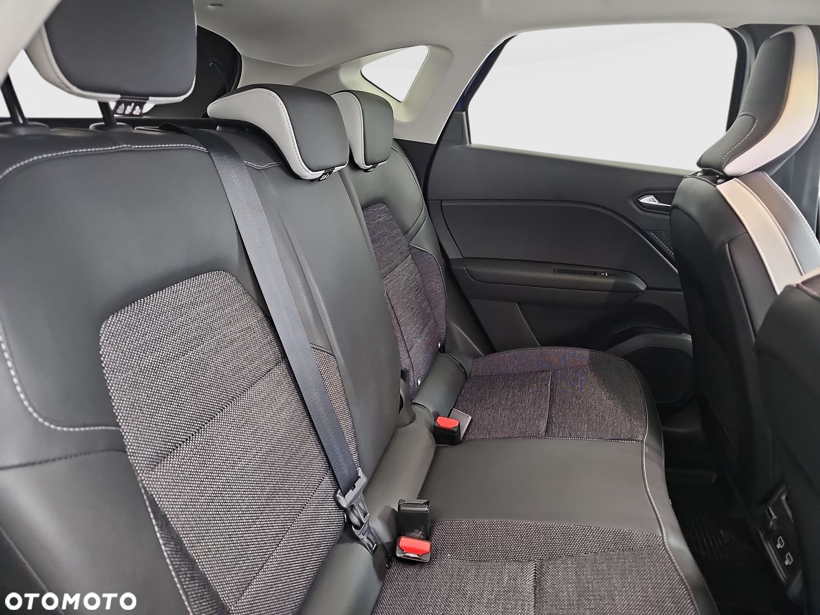 Renault Captur - 22