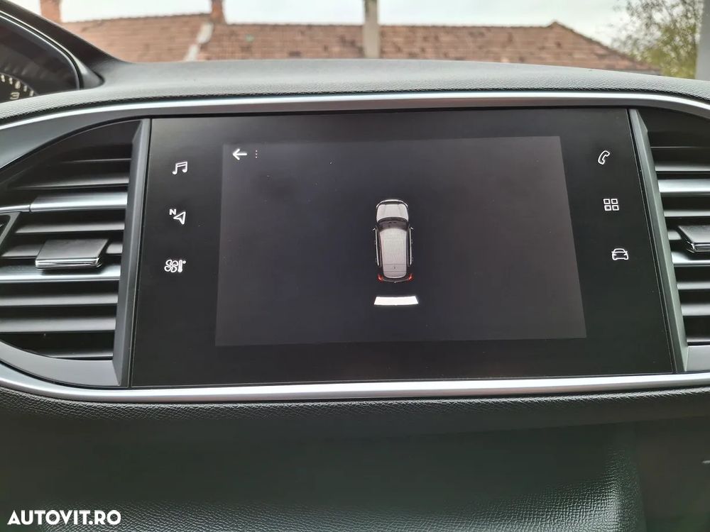 Peugeot 308 1.2 L PureTech Turbo S&S Active - 13