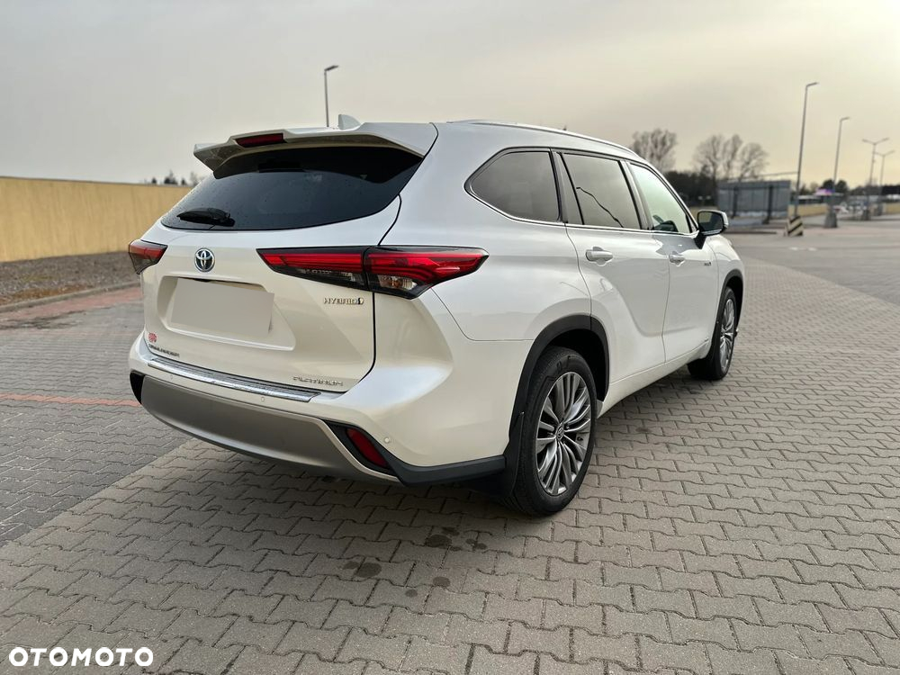 Toyota Highlander - 10