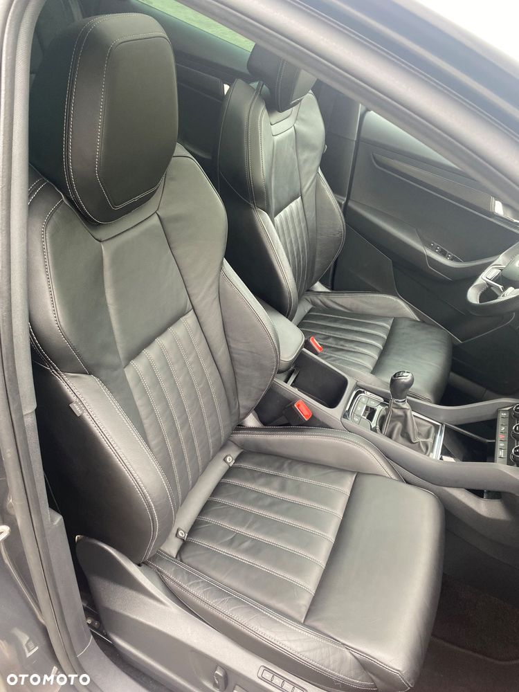 Skoda Karoq 2.0 TDI SCR Sportline - 16